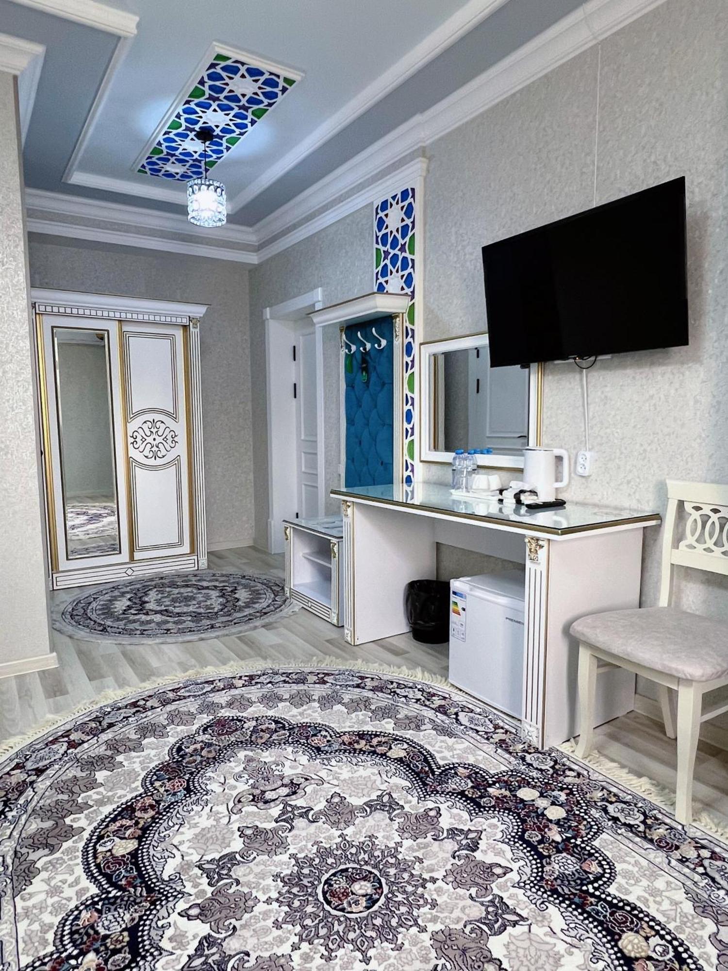 Hotel Diplomat Premium Samarkand Exterior foto