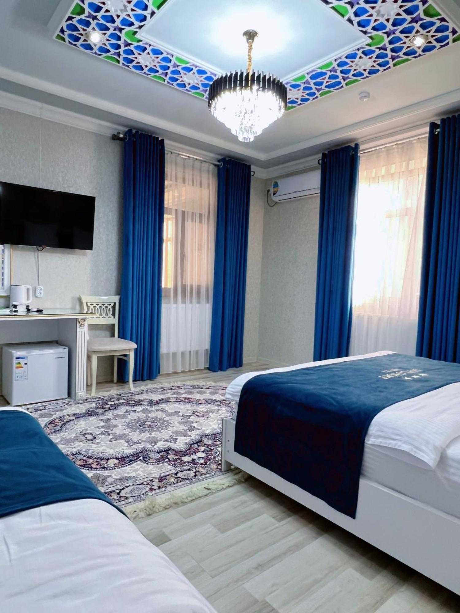Hotel Diplomat Premium Samarkand Exterior foto