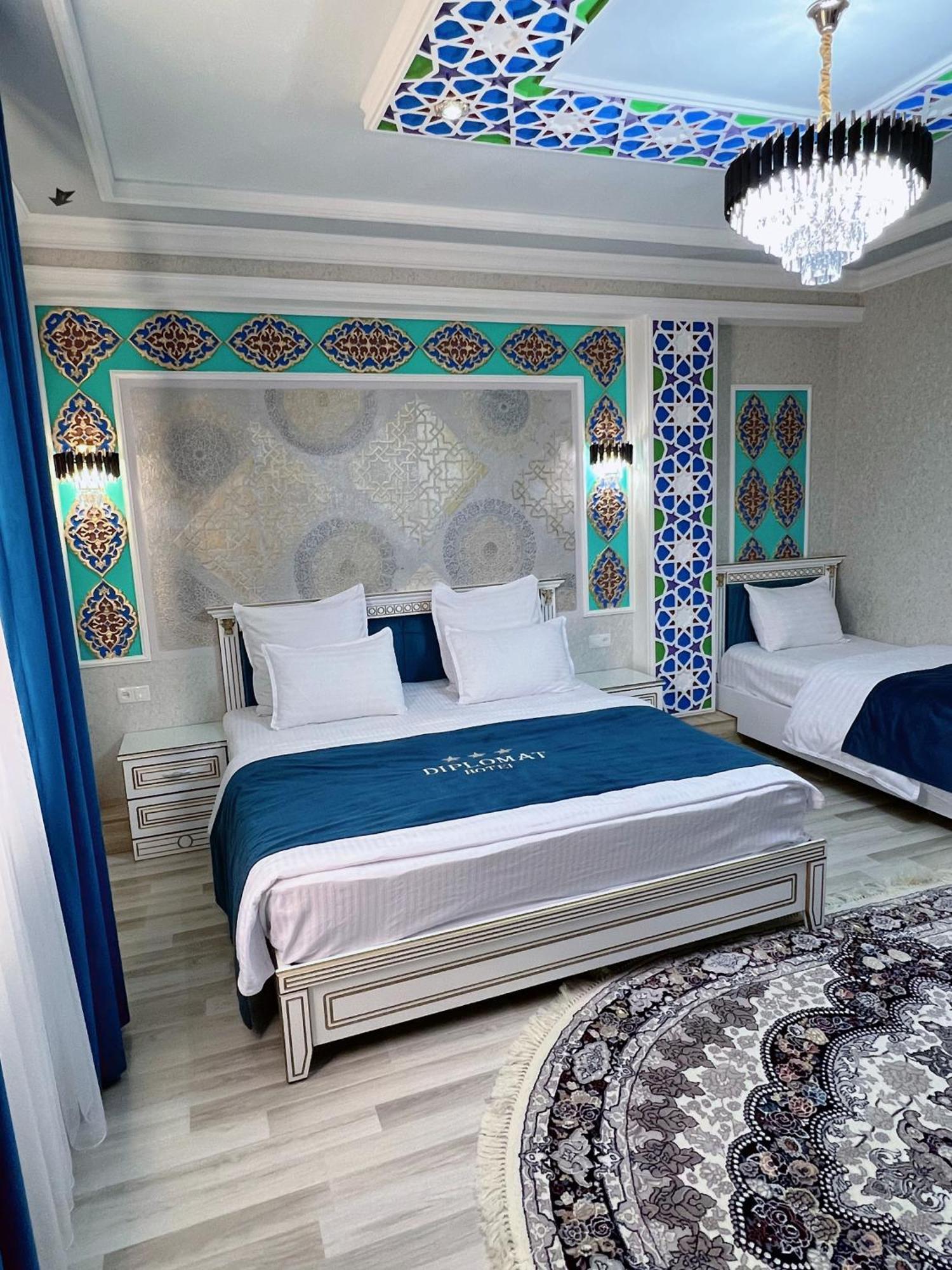 Hotel Diplomat Premium Samarkand Exterior foto