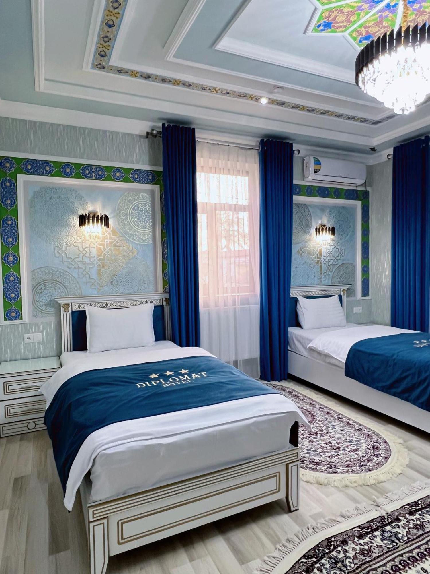 Hotel Diplomat Premium Samarkand Exterior foto