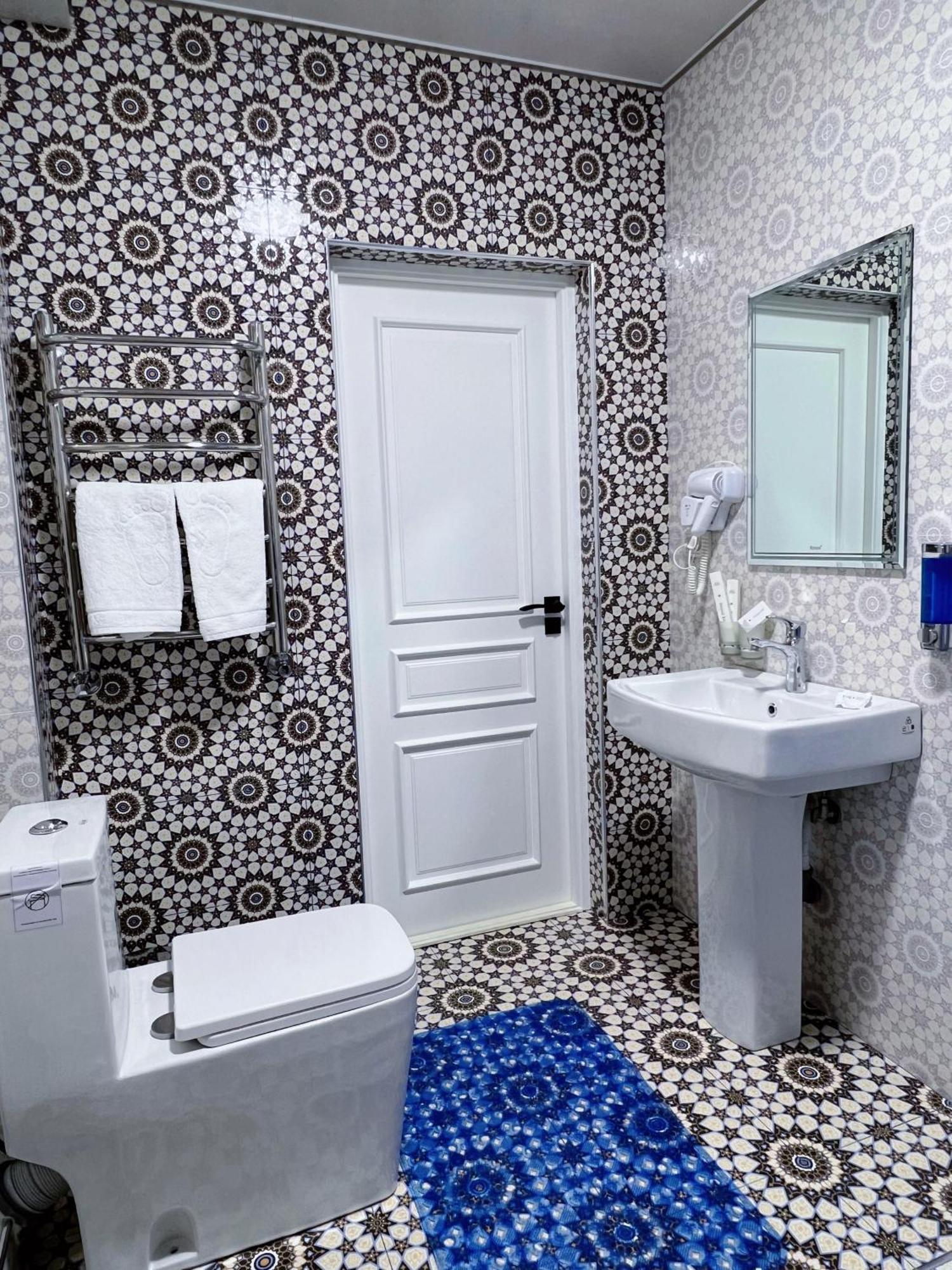 Hotel Diplomat Premium Samarkand Exterior foto